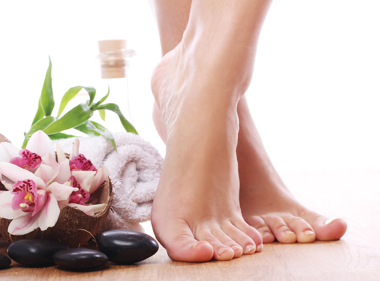 Kết quả hình ảnh cho khử mùi hôi chân khi đi giầy