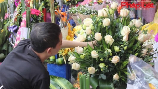Ngày 20/10, giá hoa...trên trời!