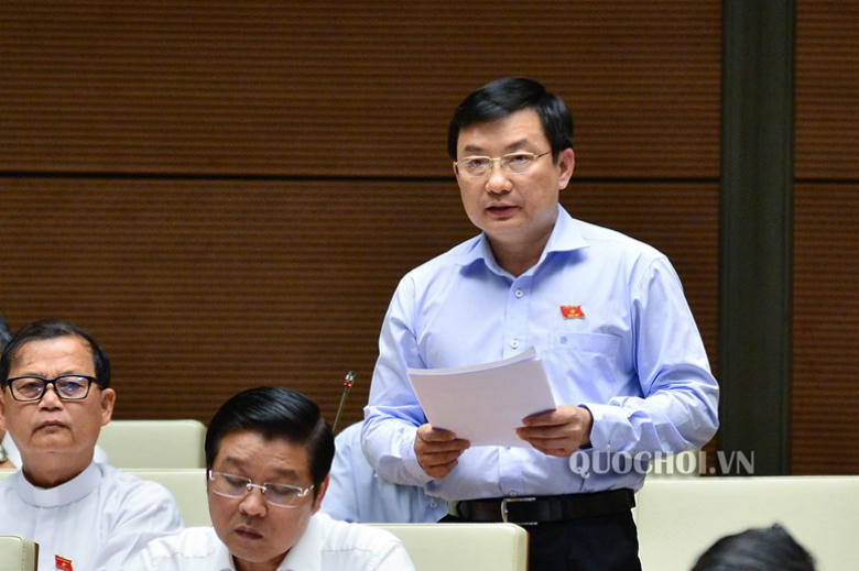 Mỗi người Việt Nam dành hàng tiếng đồng hồ cho Facebook, Google, Youtube