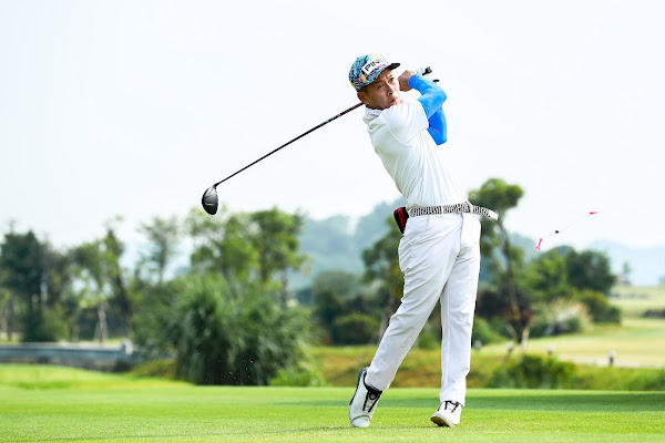 Tạp chí Nhà đầu tư tổ chức thành công giải golf từ thiện "Tấm lòng vàng Nhà đầu tư"