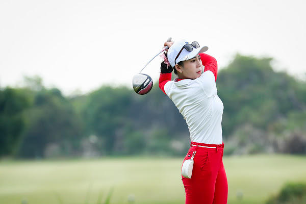 Tạp chí Nhà đầu tư tổ chức thành công giải golf từ thiện "Tấm lòng vàng Nhà đầu tư"