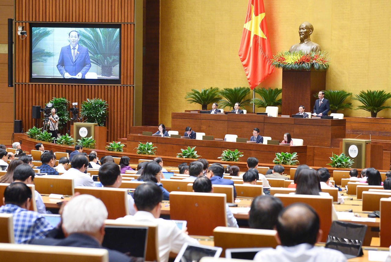 Bộ trưởng Phạm Thị Thanh Trà trả lời chất vấn trước Quốc hội