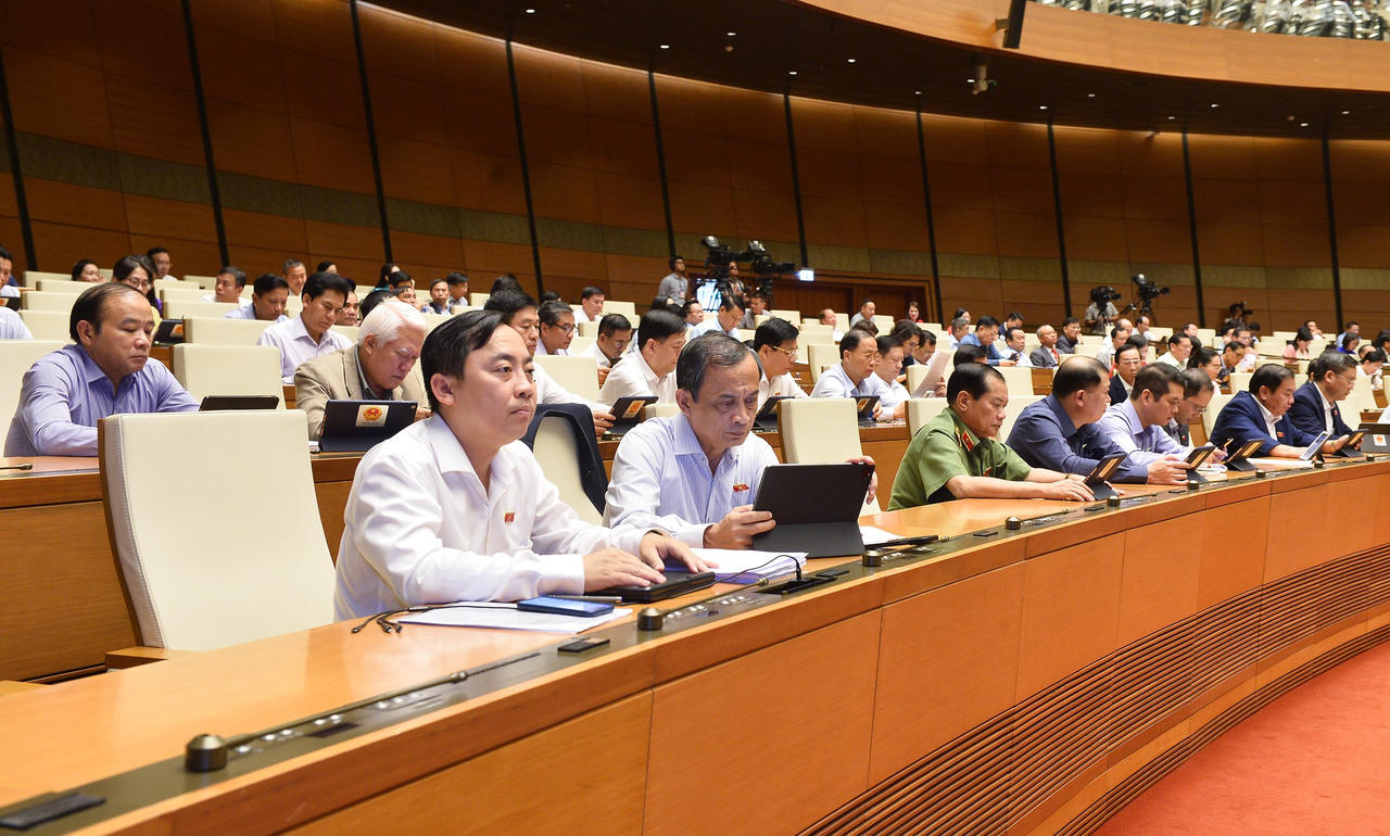 Đại biểu Quốc hội nêu giải pháp khắc phục khiếu kiện đất đai, hạn chế trong quản lý thị trường bất động sản