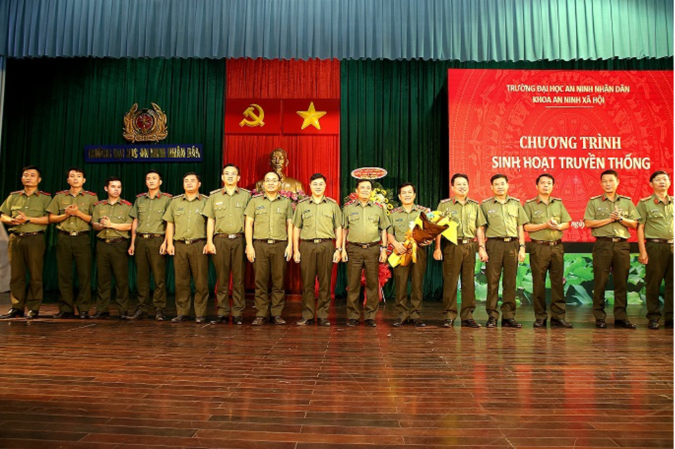 Khoa An ninh xã hội, Trường Đại học An ninh nhân dân tổ chức các hoạt động chào mừng kỷ niệm 40 năm Ngày nhà giáo Việt Nam và hướng đến kỷ niệm 60 năm thành lập Trường