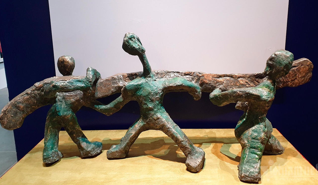 Lạc vào thế giới nghệ thuật đa chiều của Ngô Xuân Bính