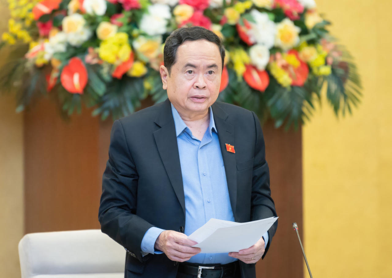 Thông qua Nghị quyết Hướng dẫn thi hành một số điều của Nội quy kỳ họp Quốc hội