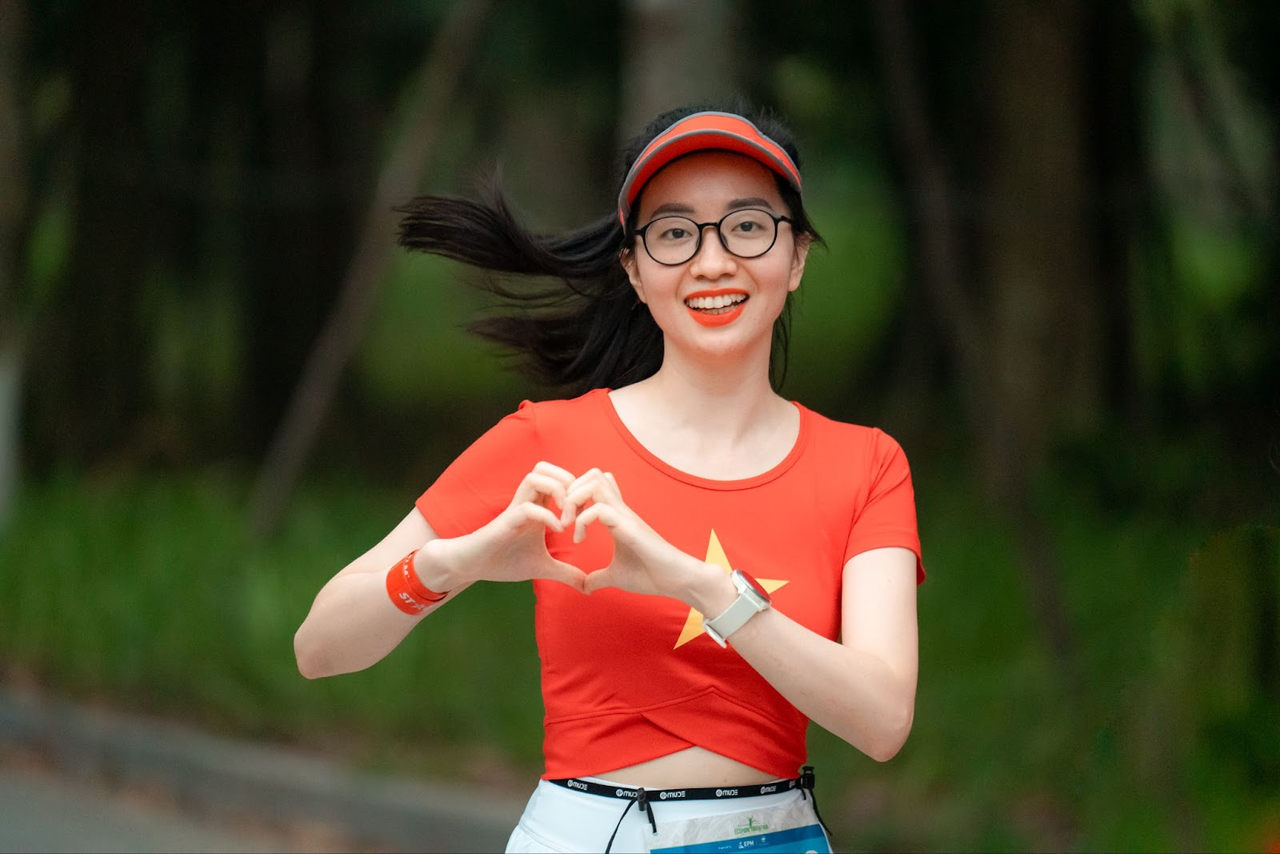 Thiên nhiên xanh hút mắt ở giải chạy Ecopark Marathon 2023