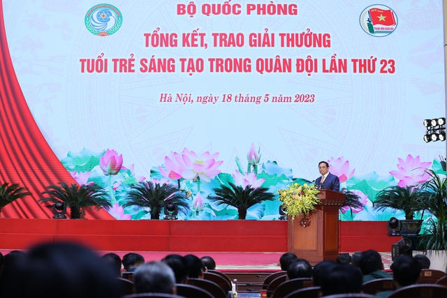 Thủ tướng: Chú trọng phát triển khoa học công nghệ quân sự theo chiều sâu
