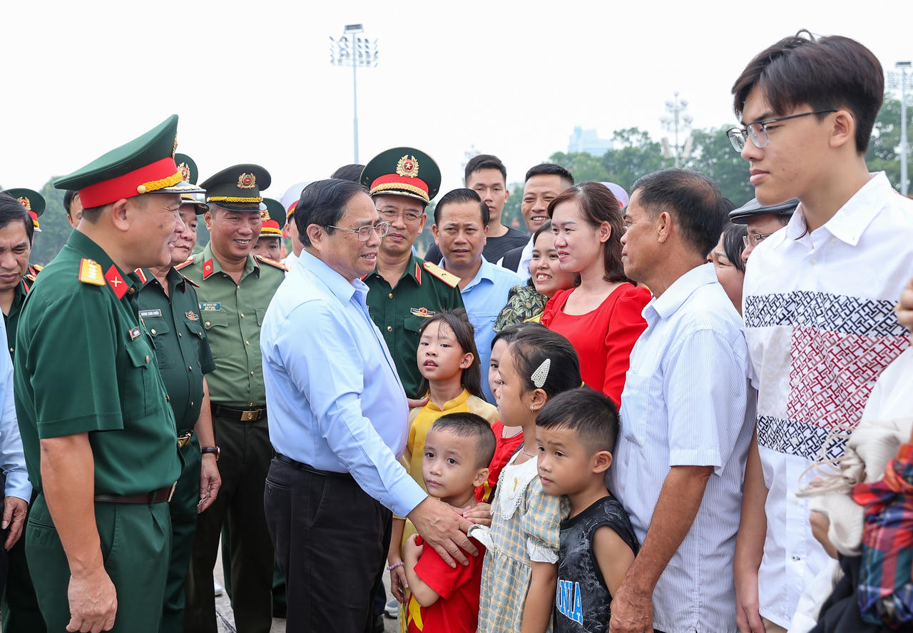 Thủ tướng Phạm Minh Chính kiểm tra công tác tu bổ định kỳ Lăng Chủ tịch Hồ Chí Minh