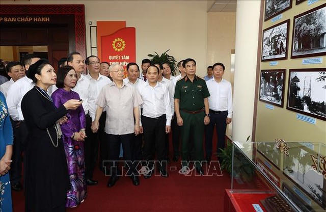 Tổng Bí thư Nguyễn Phú Trọng thăm và làm việc tại tỉnh Lạng Sơn