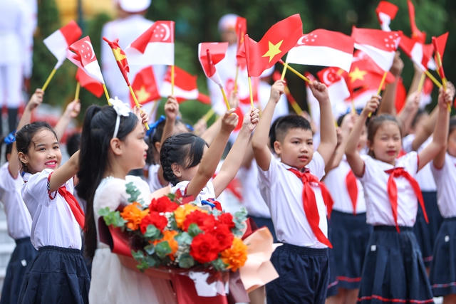 Thủ tướng Phạm Minh Chính chủ trì lễ đón Thủ tướng Singapore Lý Hiển Long
