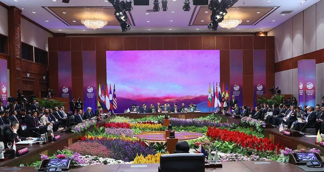 Thủ tướng: Tự cường và đoàn kết để các đối tác tôn trọng vai trò trung tâm của ASEAN