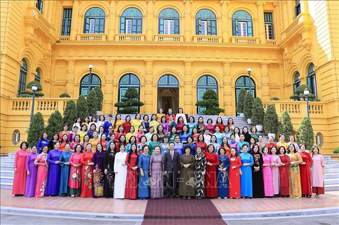 Chủ tịch nước Võ Văn Thưởng gặp mặt Hiệp hội Nữ doanh nhân Việt Nam