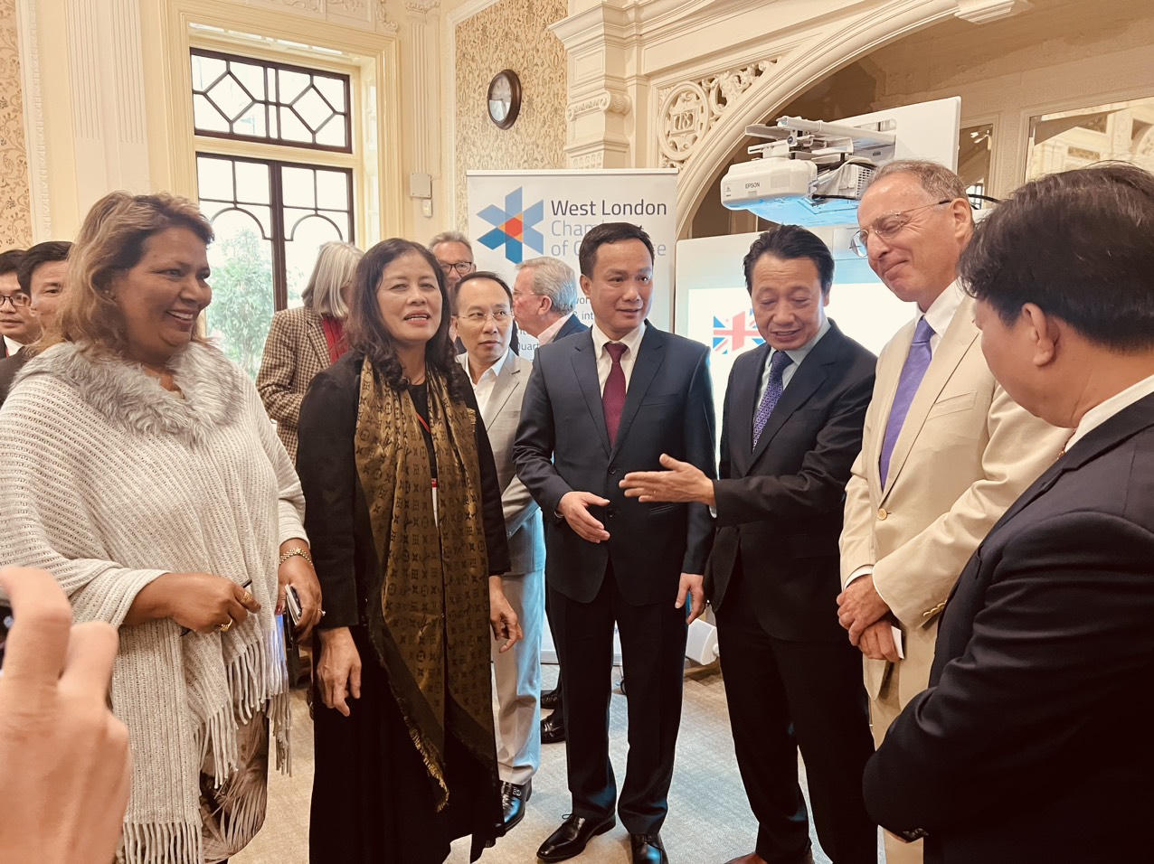 Thúc đẩy quan hệ doanh nghiệp Việt Nam và Vương quốc Anh đi vào chiều sâu