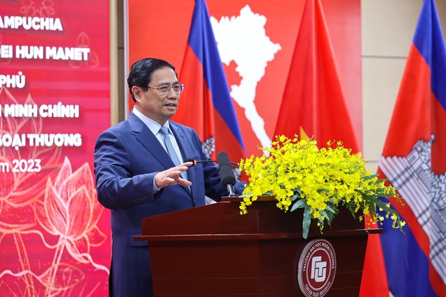 Hai Thủ tướng Việt Nam, Campuchia giao lưu với sinh viên, thế hệ trẻ hai nước