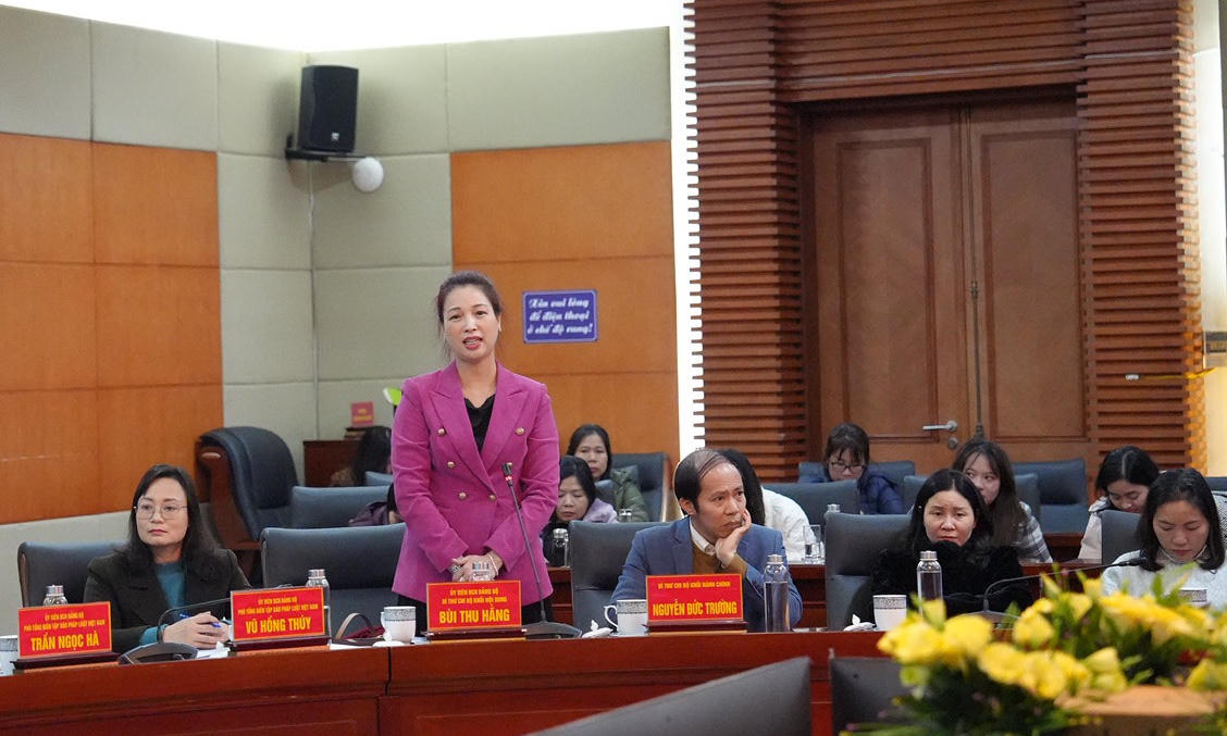 Đảng bộ Báo Pháp luật Việt Nam sinh hoạt chuyên đề tại Hải Phòng