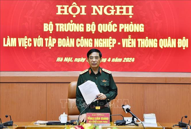 Tạo nền móng xây dựng nền công nghiệp quốc phòng chủ động, lưỡng dụng, hiện đại