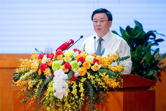 Xây dựng chính sách và nguồn lực thiết thực cho phát triển thiết chế văn hóa, thể thao