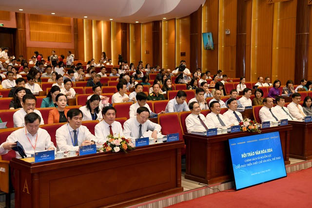 Xây dựng chính sách và nguồn lực thiết thực cho phát triển thiết chế văn hóa, thể thao