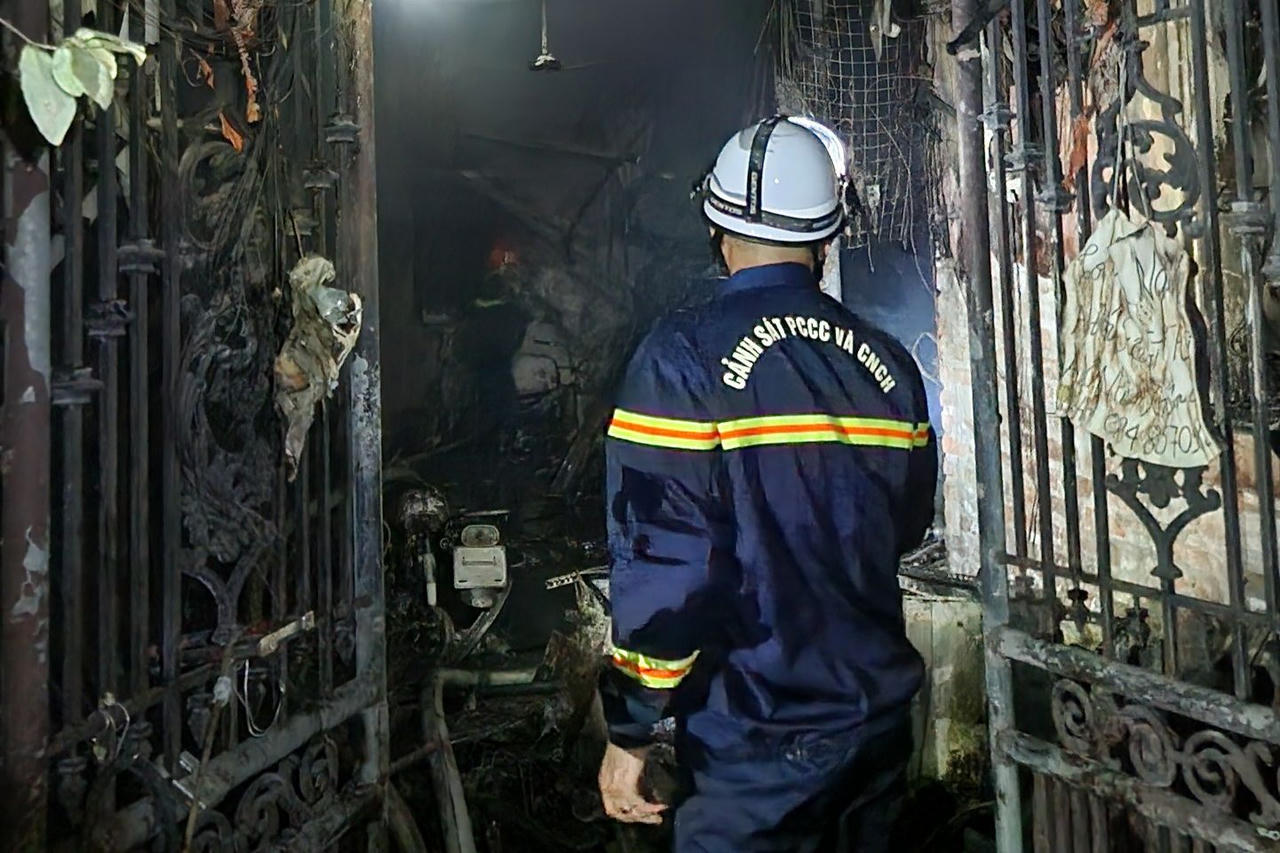 Công an Hà Nội thông tin vụ cháy đặc biệt nghiêm trọng khiến 14 người tử vong ở Cầu Giấy 