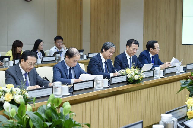 Thủ tướng: Phải có bước đột phá về nhà ở cho người lao động trong thời gian tới