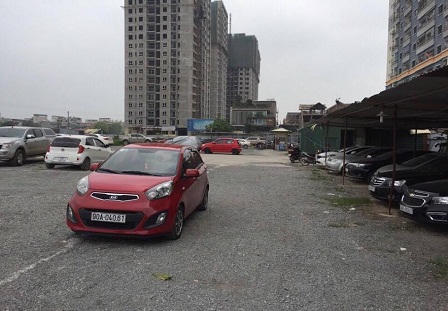 Hàng chục bãi trông xe trái phép đang hoạt động công khai tại phường Đại Kim?