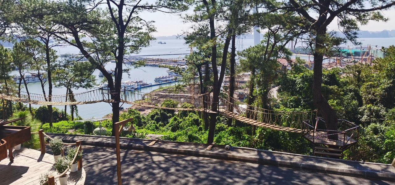 Khu vui chơi "Thông Zeo Ngàn Chín" bị TP. Hạ Long kiểm tra vì xây dựng trái phép trên đất Quốc phòng