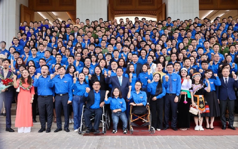 Thủ tướng Phạm Minh Chính: Thanh niên cần thực hiện '5 xung kích', '6 khát vọng' trong chuyển đổi số