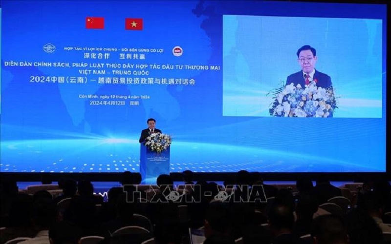 Chủ tịch Quốc hội dự Diễn đàn chính sách, pháp luật thúc đẩy hợp tác đầu tư thương mại Việt Nam - Trung Quốc