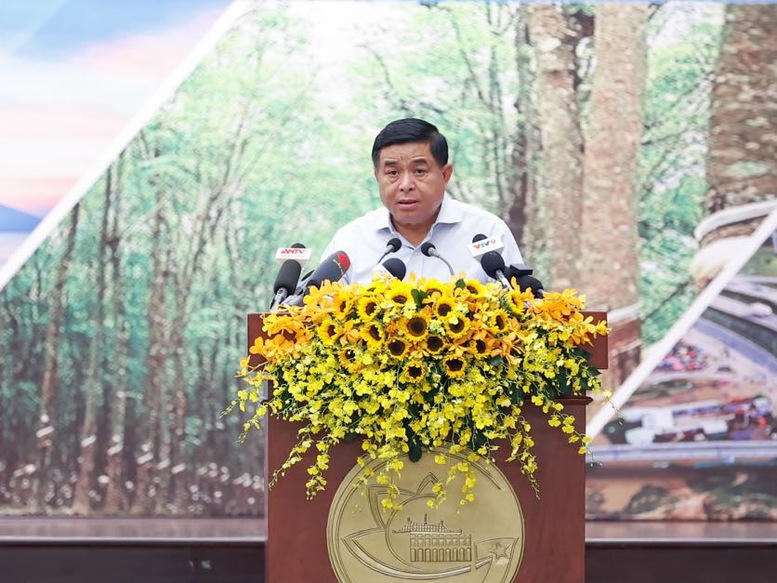 Thủ tướng chỉ đạo thúc đẩy các dự án hạ tầng trọng điểm tại Đông Nam Bộ