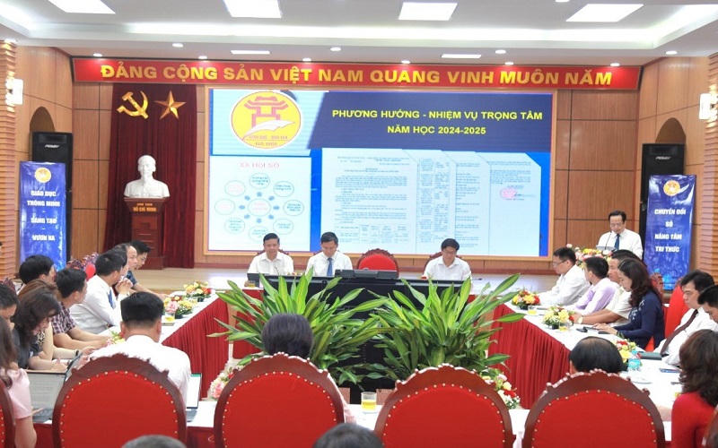Hà Nội phát động triển khai học bạ số cấp phổ thông
