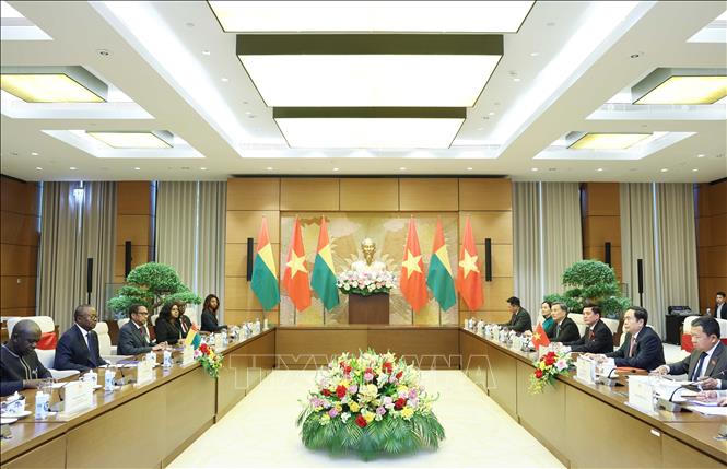 Chủ tịch Quốc hội Trần Thanh Mẫn hội kiến Tổng thống Cộng hòa Guinea-Bissau