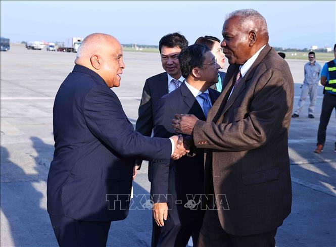 Chủ tịch Quốc hội Chính quyền Nhân dân Cuba bắt đầu chuyến thăm Việt Nam