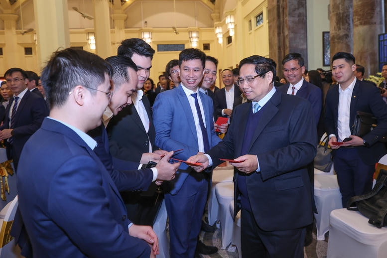 Thủ tướng giao nhiệm vụ đầu năm mới với ngành ngân hàng