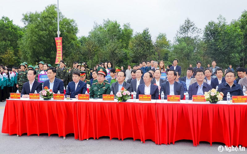 Hàng loạt tỉnh, thành trên cả nước tổ chức lễ phát động “Tết trồng cây đời đời nhớ ơn Bác Hồ”
