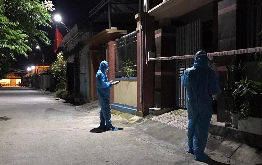 Những bước chân thầm lặng trên trận tuyến truy vết chặn đường COVID-19