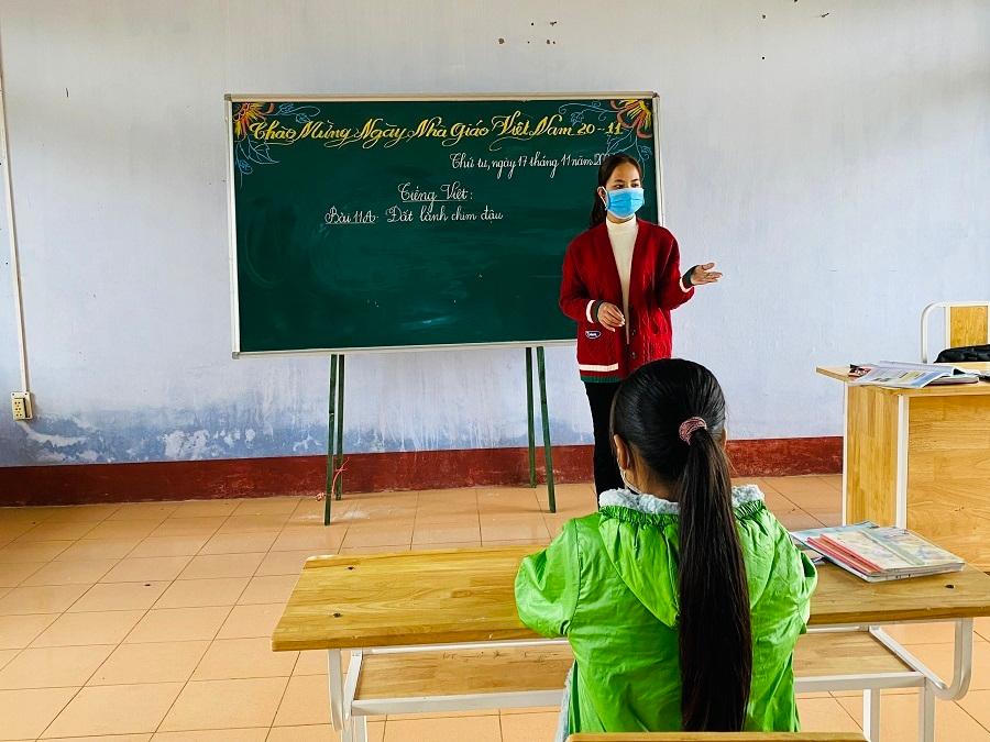 Quảng Bình: Hình thành lớp học đặc biệt thứ 2 trong khu cách ly cho 26 học sinh F1