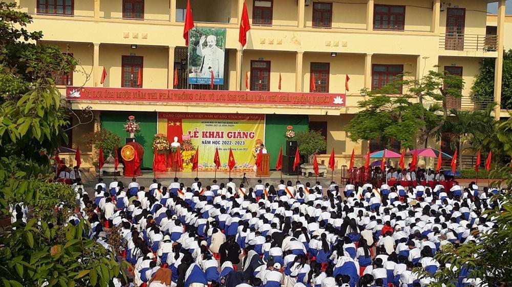 Sáng mãi truyền thống, mái trường Nam sông Gianh