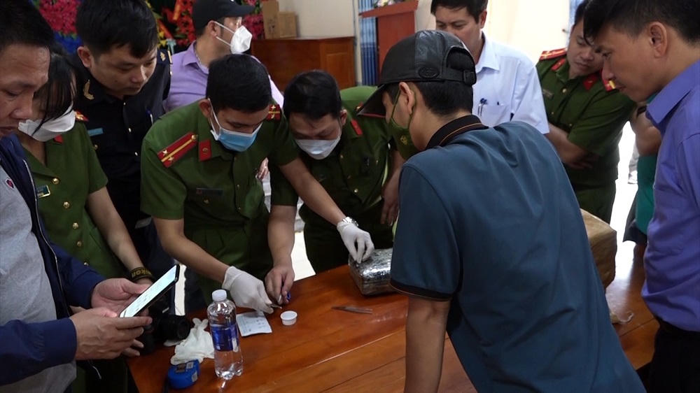 Mật phục phá tổ chức tội phạm ma túy xuyên biên giới