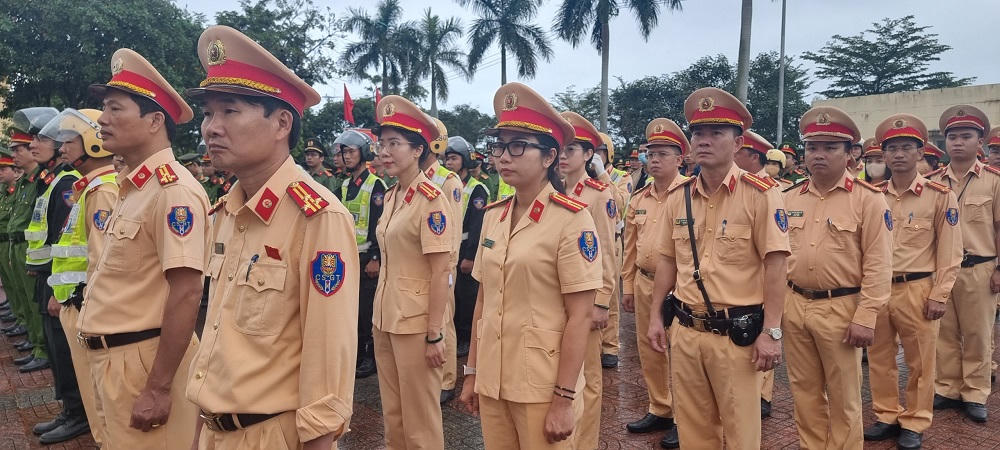 Công an Quảng Bình ra quân trấn áp tội phạm bảo đảm an ninh trật tự Tết Nguyên Đán 2023