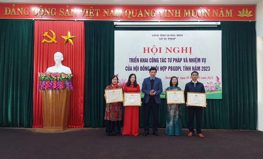 Quảng Bình: Tiếp tục nâng cao chất lượng xây dựng hoàn thiện hệ thống pháp luật