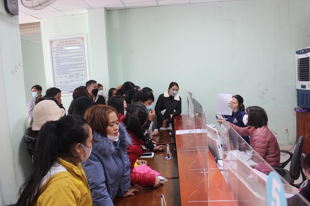 Sau tết, nhiều lao động Quảng Bình ở lại quê tìm việc làm mới