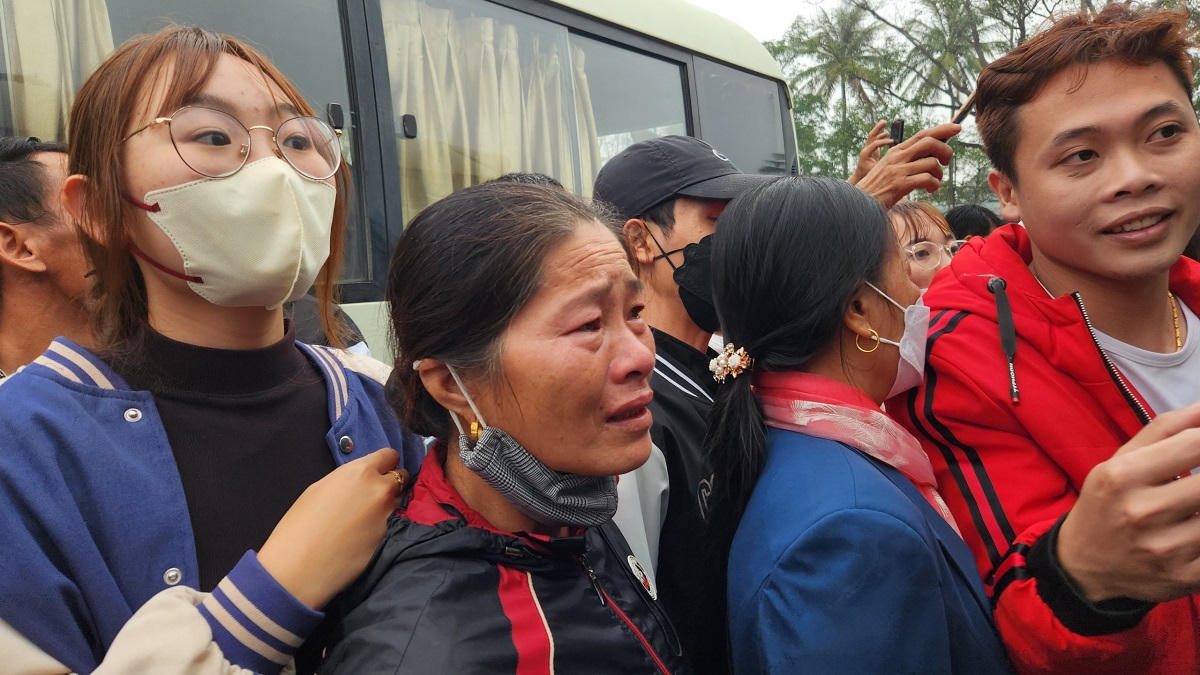 Thanh niên Quảng Bình hăng hái nhập ngũ