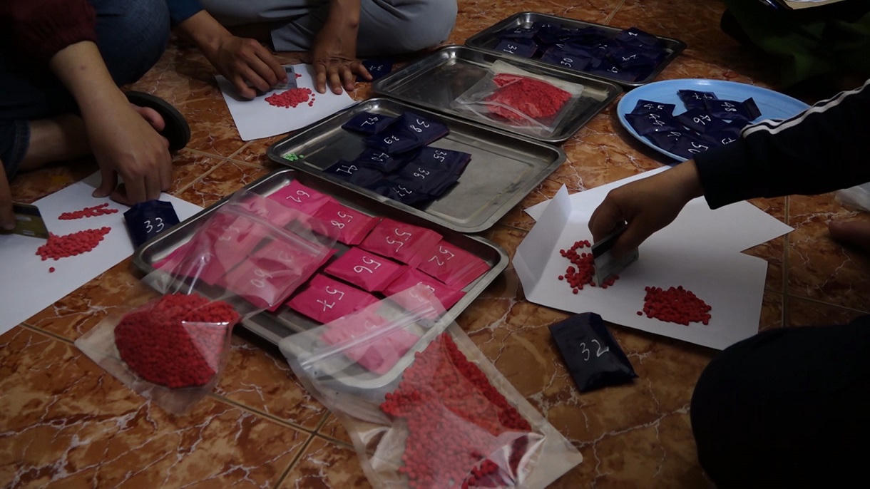 Quảng Bình: Bắt 2 đối tượng tàng trữ lượng ma túy cực lớn