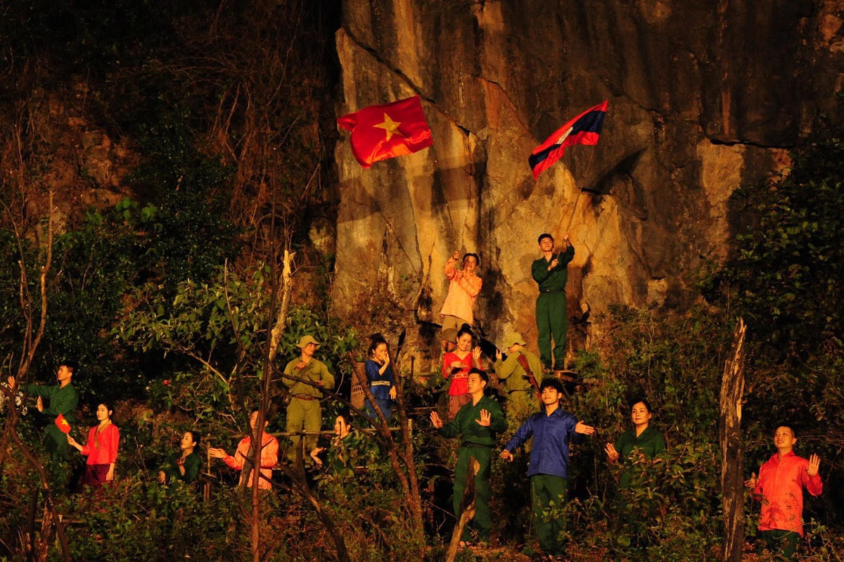 'Trở về bến phà xưa': Tái hiện chân dung vị tướng Trường Sơn huyền thoại