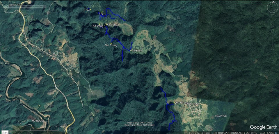 Ngắm hệ thống hang động mới được phát hiện ở Quảng Bình