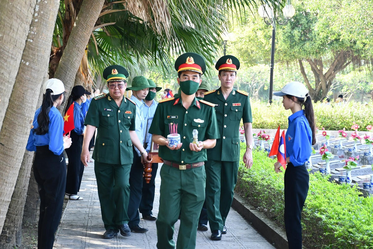 Lễ truy điệu, an táng 19 hài cốt liệt sĩ hy sinh tại Lào về với đất mẹ Quảng Bình
