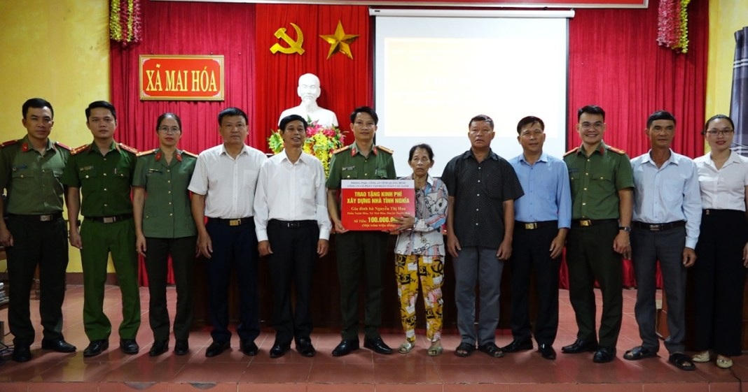 Công an Quảng Bình 'chung vai' sẻ chia trách nhiệm vì cộng đồng