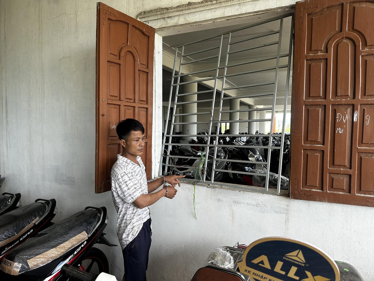 Di chuyển từ Tuyên Quang đến Quảng Bình để phá két sắt cửa hàng xe máy