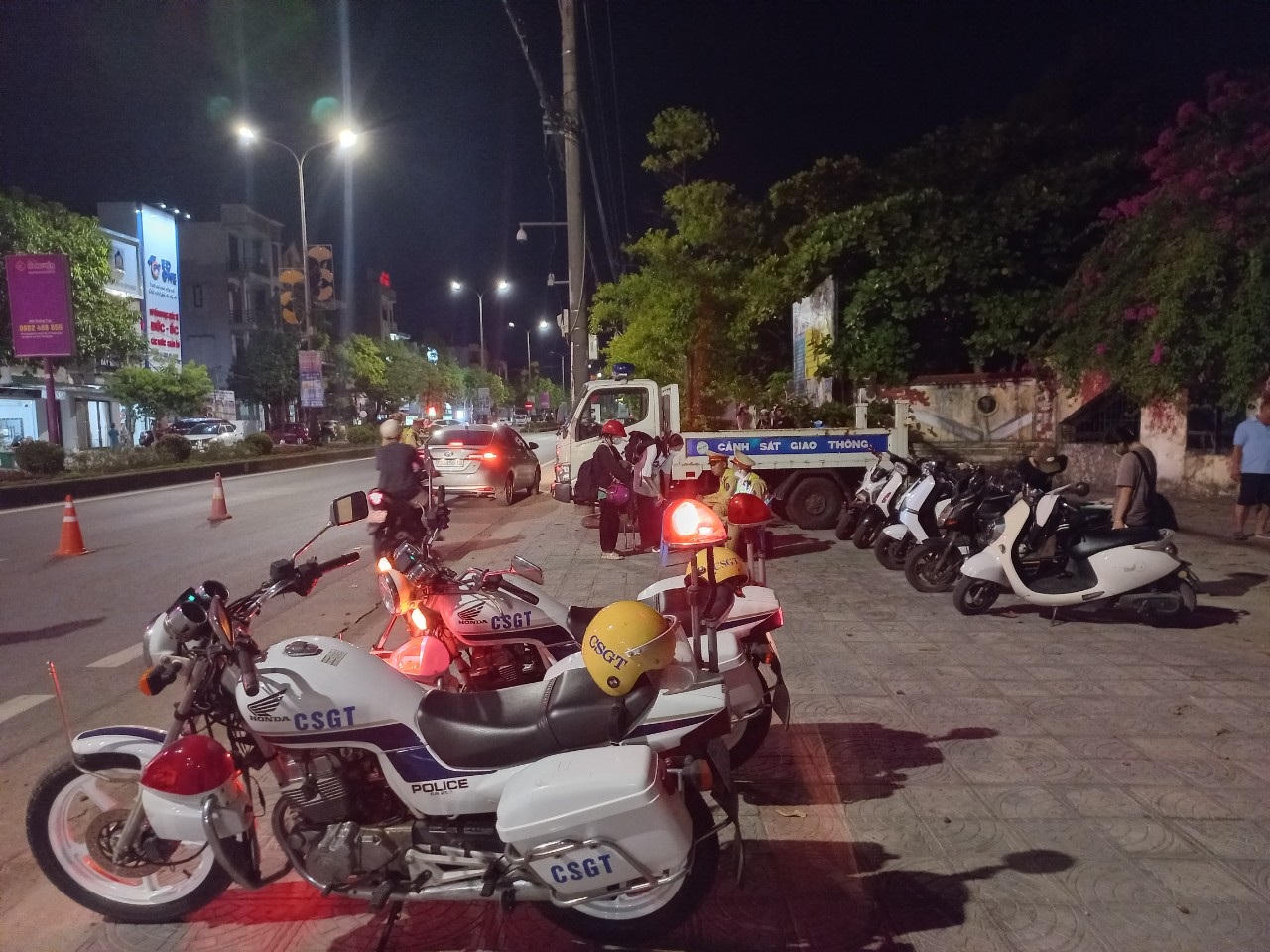 Công an Quảng Bình lập 10 tổ tuần tra đảm bảo TTATGT dịp Lễ Quốc khánh và năm học mới